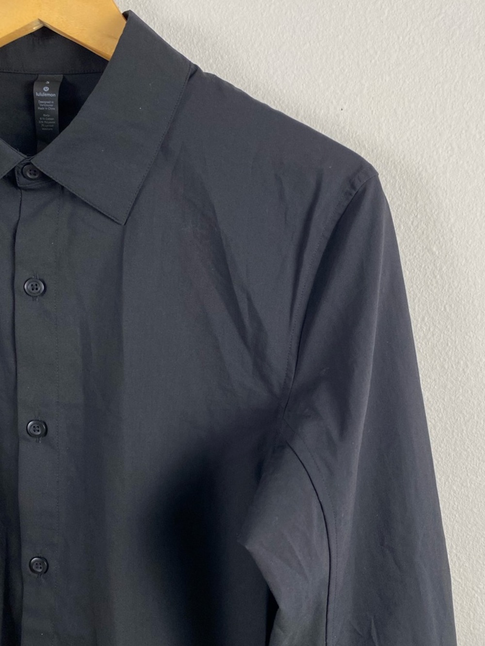 Lululemon Down To The Wire Long Sleeve Button Front Shirt | Slim Fit | Black - Picture 11 of 15